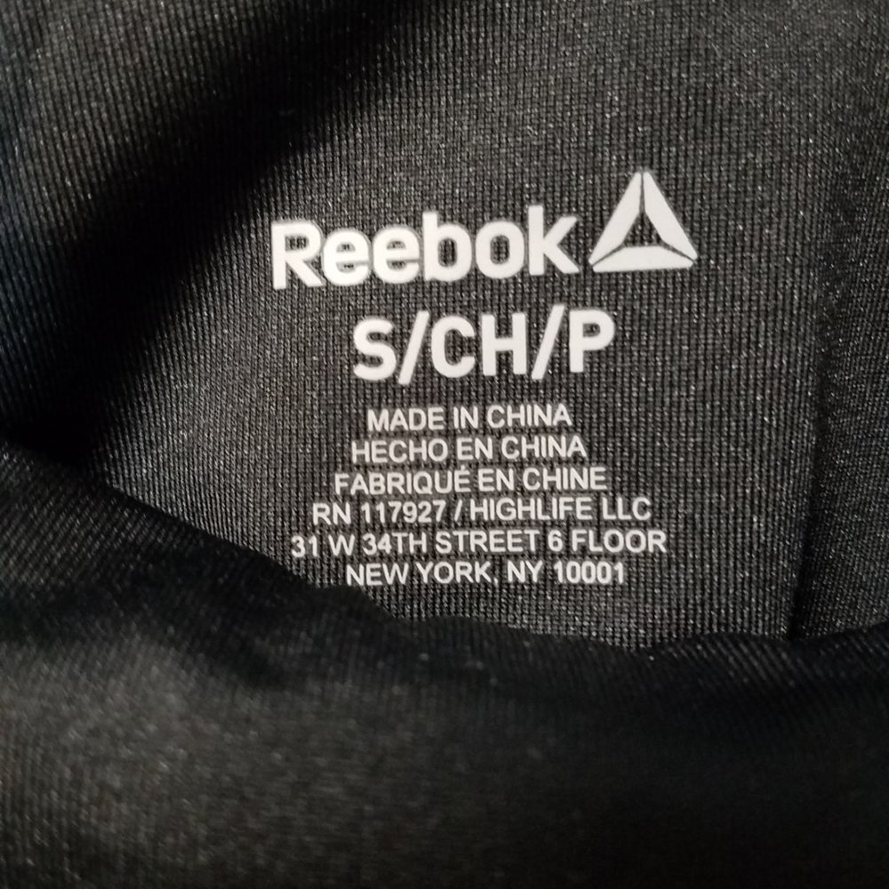 NEW Reebok High Rise Capri Legging SMALL - Picture 11 of 15